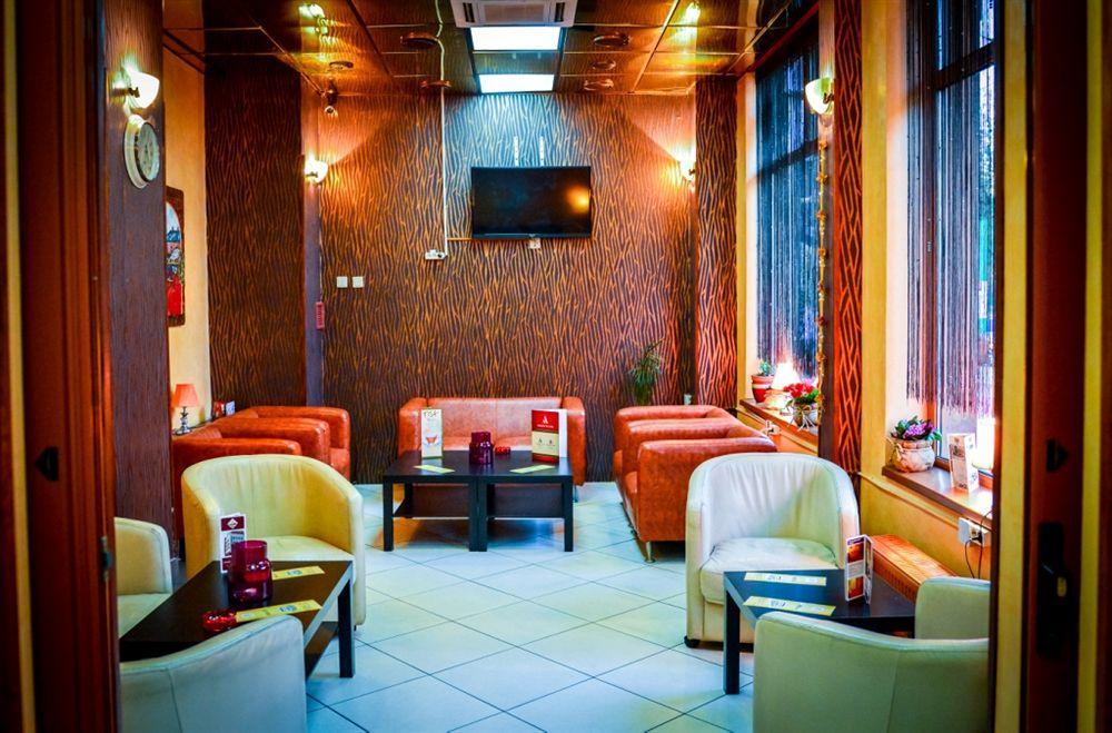 Hotel Reina Bucharest Exterior photo